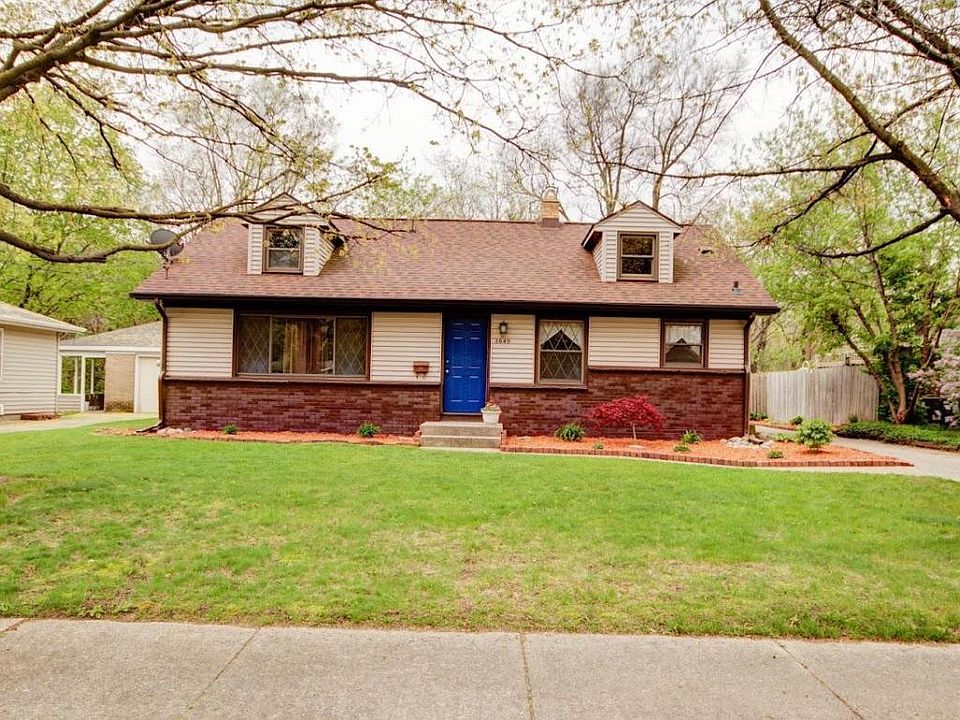 1st image of 2649 Madelyn Dr SW