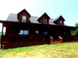 130 McCoy Hill Rd, Franklin, NC 28734