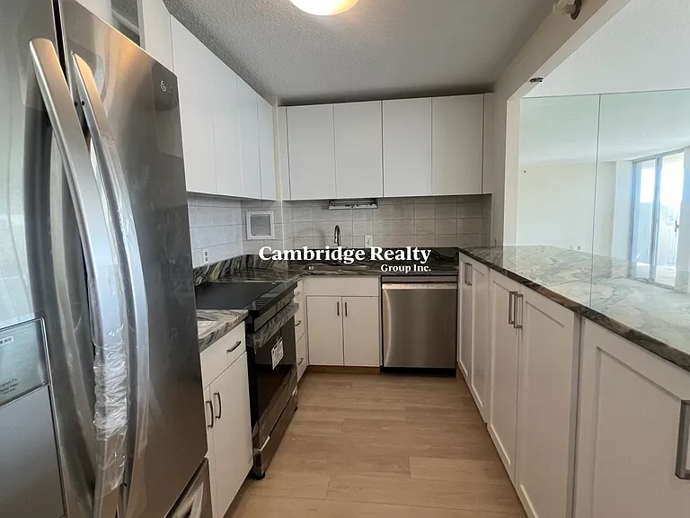 872 Massachusetts Ave #XXX — Photo 3