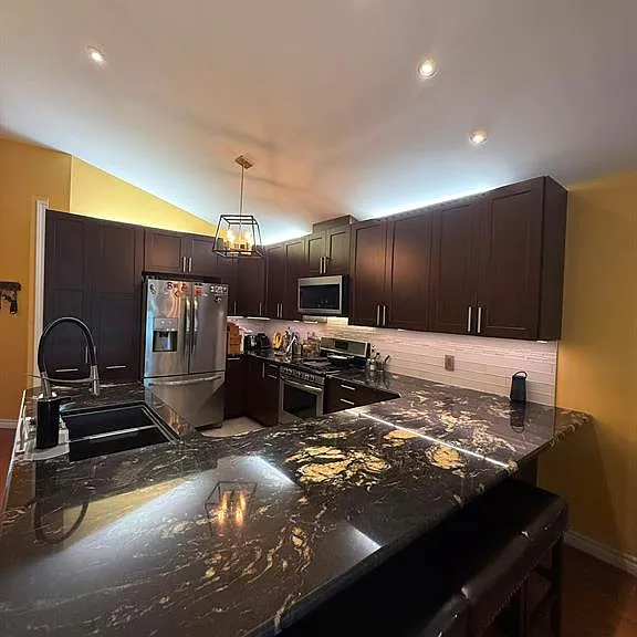 1509 Durocher Dr — Photo 11