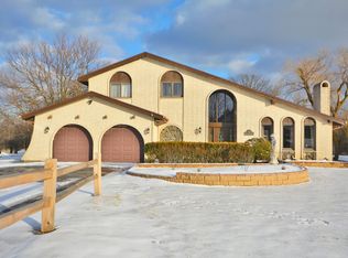 19W407 Deerpath Ln, Lemont, IL 60439