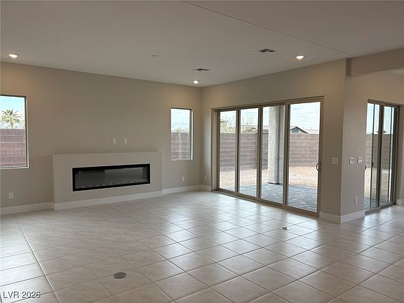 4th image of 306 Heartshine Ct