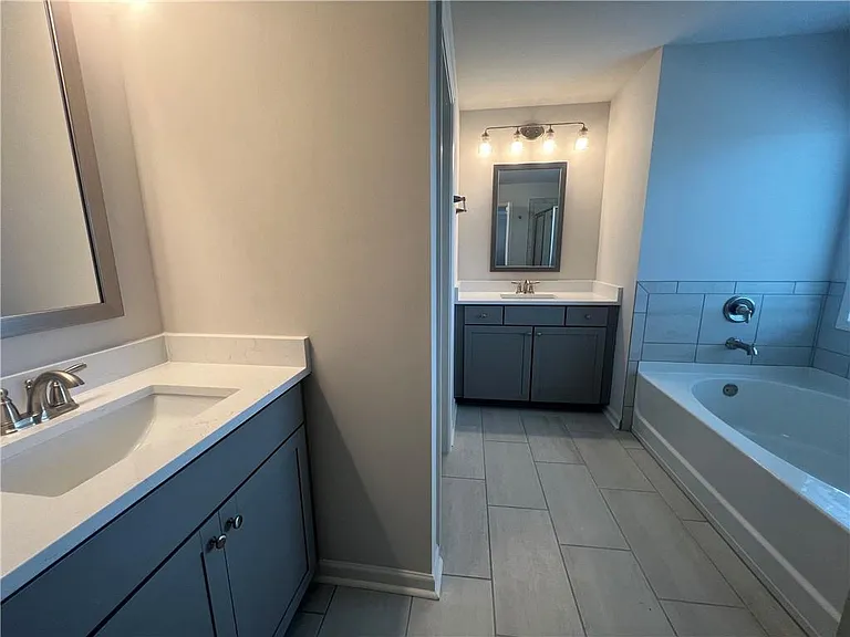 7214 Whitewater Dr — Photo 15