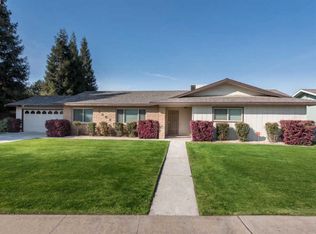 2402 E Paradise Ave, Visalia, CA 93292