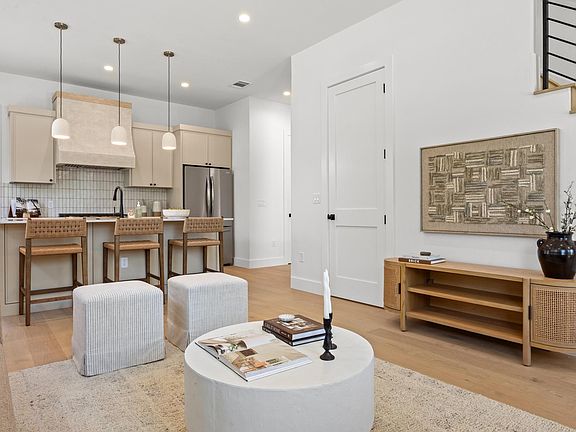 5th image of 6500 Porter St #1