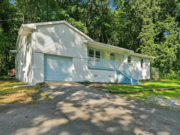 10100 Todd Mill Rd SE — Photo 1