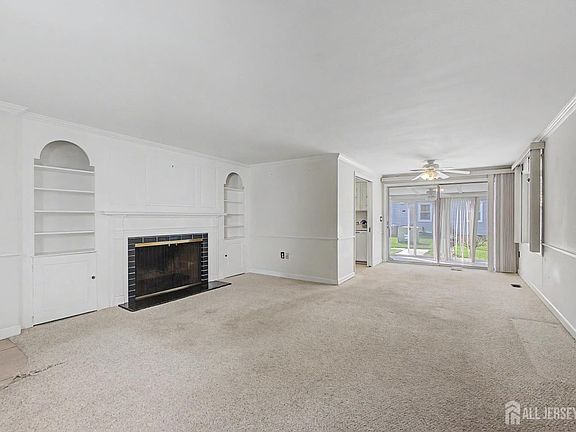 3rd image of 47C Concord Ln #C