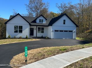 708 Pin Oak Pl, Moscow, PA