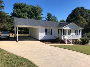 113 Mountain Meadows Dr, Bessemer City, NC 28016