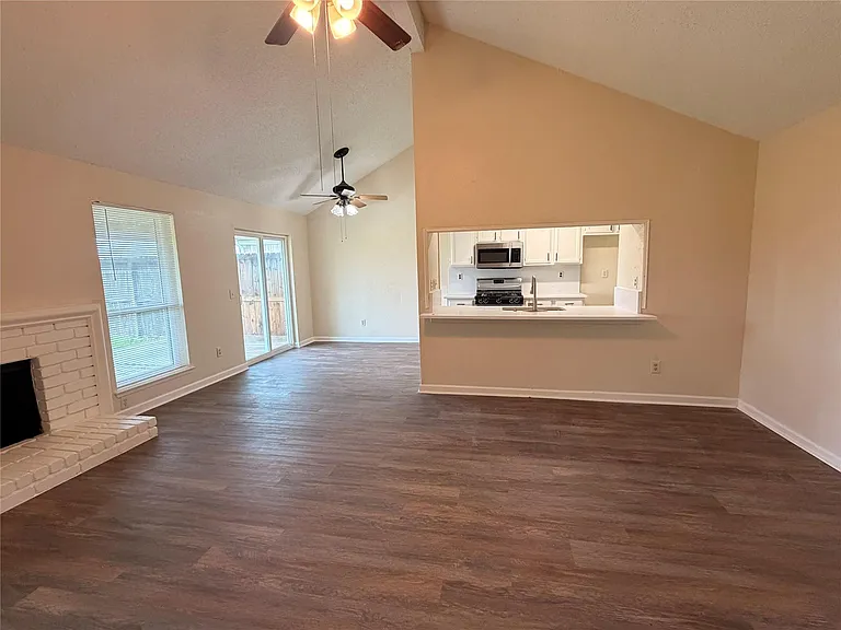 3307 E Heatherock Cir — Photo 11