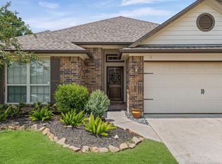 115 Cobblestone Ct, Magnolia, TX 77354