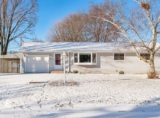 9233 Goldenrod Ln N, Maple Grove, MN 55369