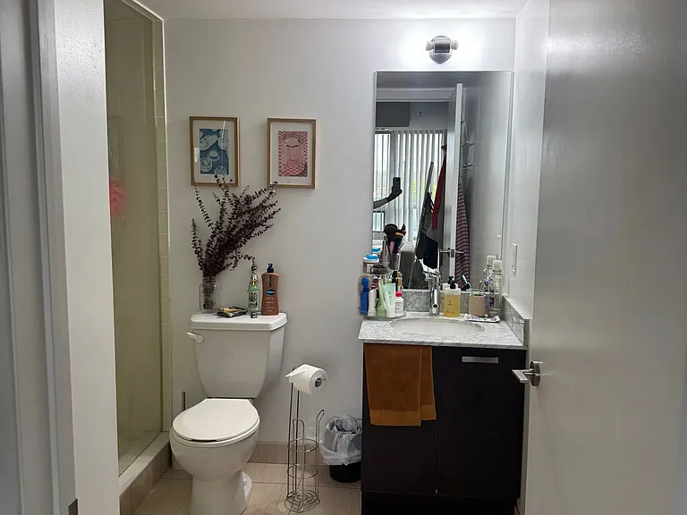 68 Abell St #729 — Photo 14