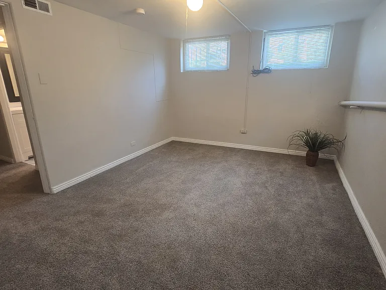 1630 Perry St #B — Photo 7