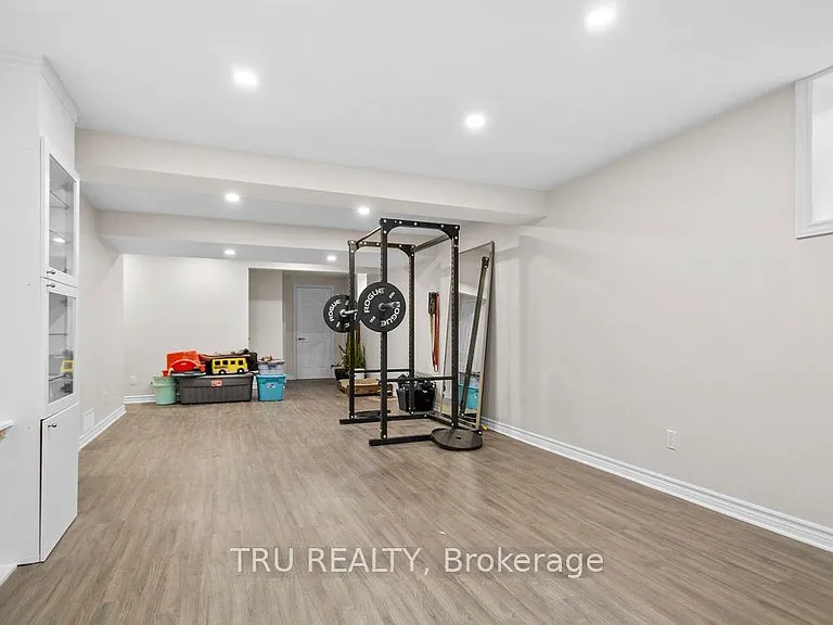 731 Brittanic Rd — Photo 31