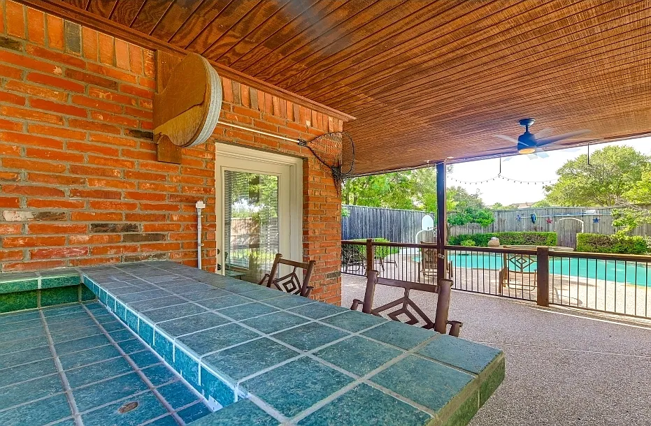 3 bed, $7,500 — Photo 3