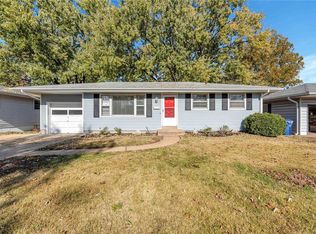 125 Ruth Dr, Florissant, MO 63031