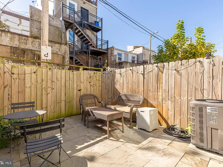 1251 Wylie St NE — Photo 23