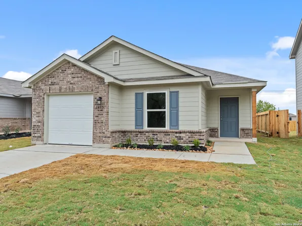 1435 W Chavaneaux Rd, San Antonio, TX 78224