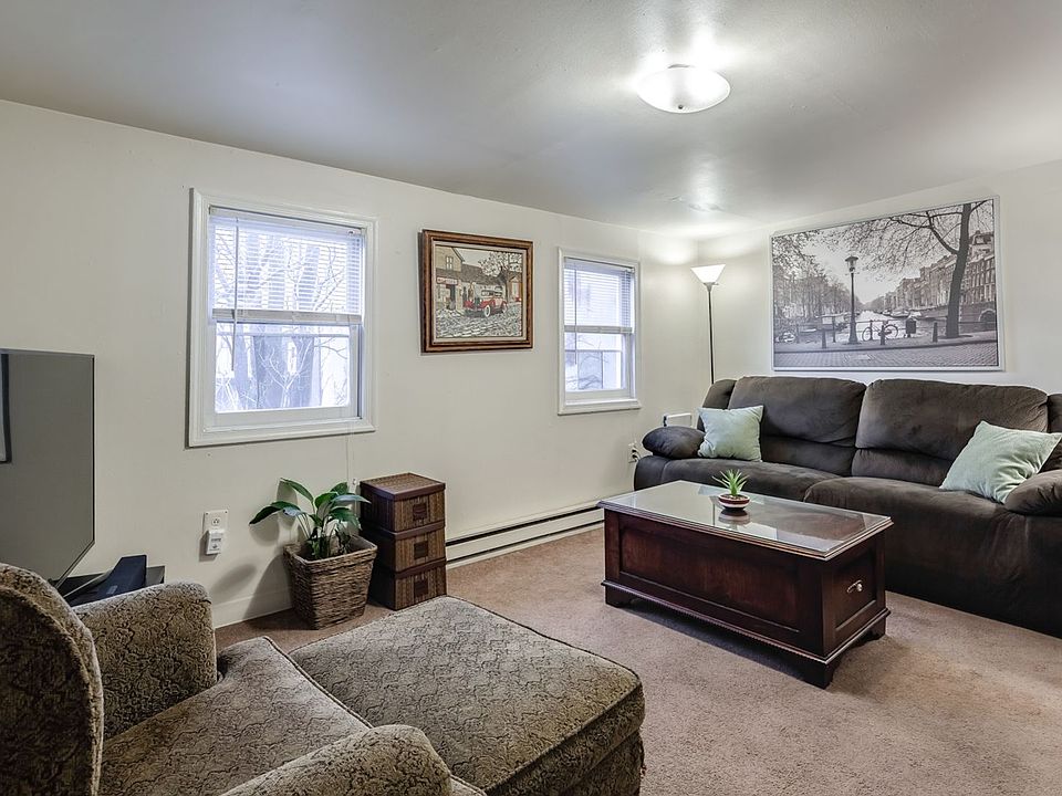 1st image of 1534 S 4th St #3
