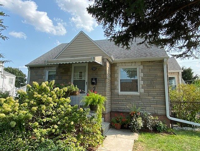 1st image of 7337 W Foster Ave