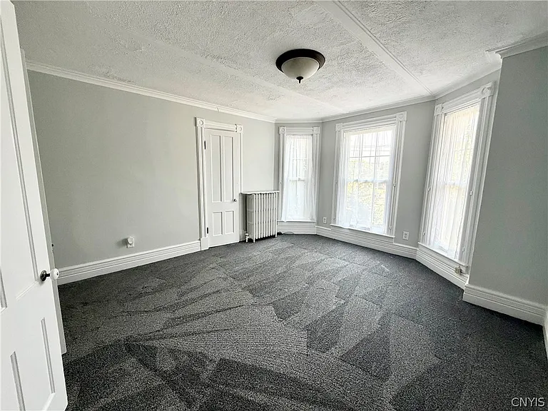 203 Keyes Ave — Photo 38