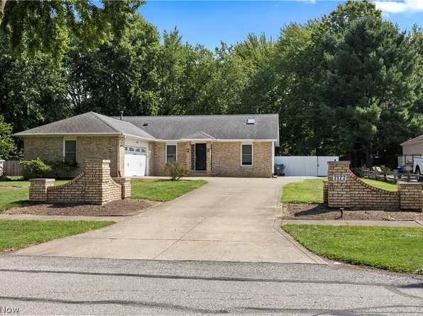 7177 Fairacres Rd, North Ridgeville, OH 44039