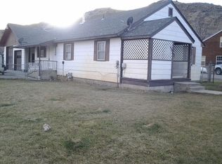 406 W Grove St, Absarokee, MT 59001