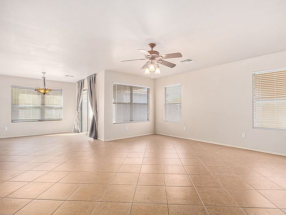 5th image of 1057 E Lowell Ct