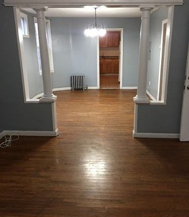 4th image of 66 Norwood St