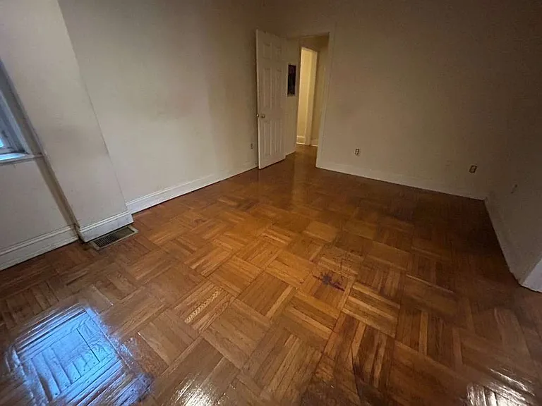 4163 Ridge Ave #1 — Photo 2