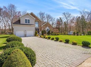 8 Markham Cir, Old Bridge, NJ 08857