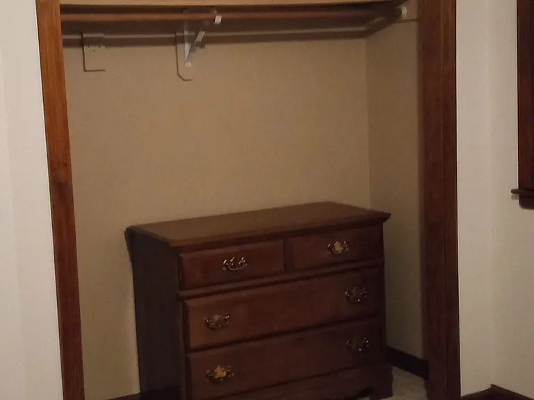 4911 Buena Vista St — Photo 9