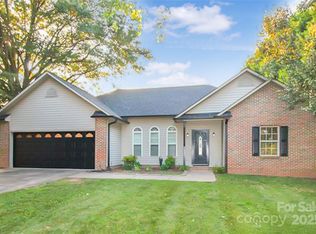 335 Sunrise Cir, Shelby, NC 28150