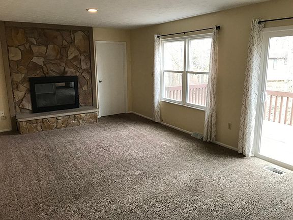 4th image of 7930 Winterberry Pl