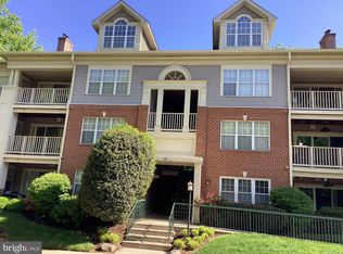137 Timberbrook Ln APT 302, Gaithersburg, MD 20878