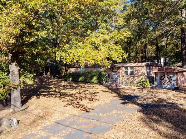 11504 Barrett Rd, Roland, AR 72135