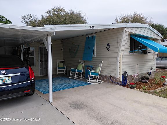 2nd image of 1024 Sebastian Rd