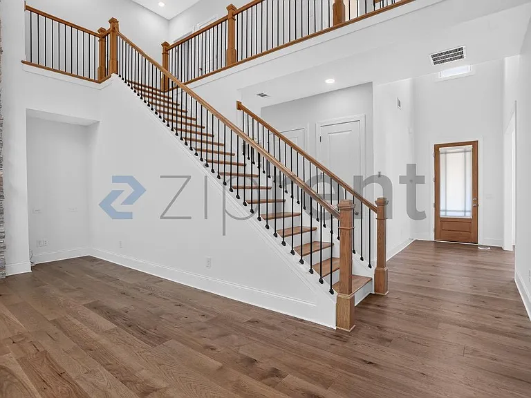2109 Freestone Way #2109 — Photo 9