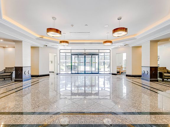 4th image of 2155 Burnhamthorpe Rd W #212