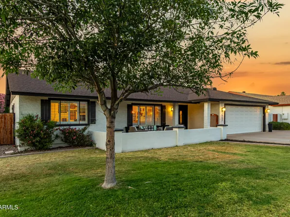 2552 E LEONORA Street, Mesa, AZ 85213