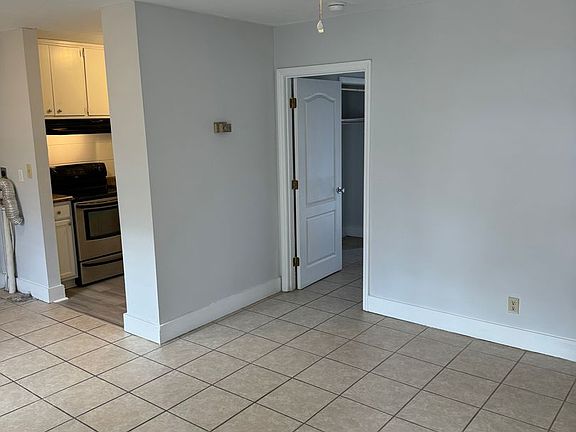 4th image of 242 Lovelace Dr #19-137