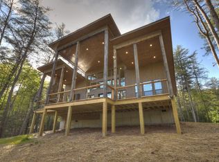 7 Common Ln #7, Blue Ridge, GA 30513