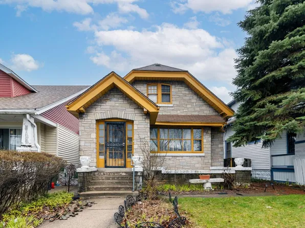 3024 North 36th STREET, Milwaukee, WI 53210
