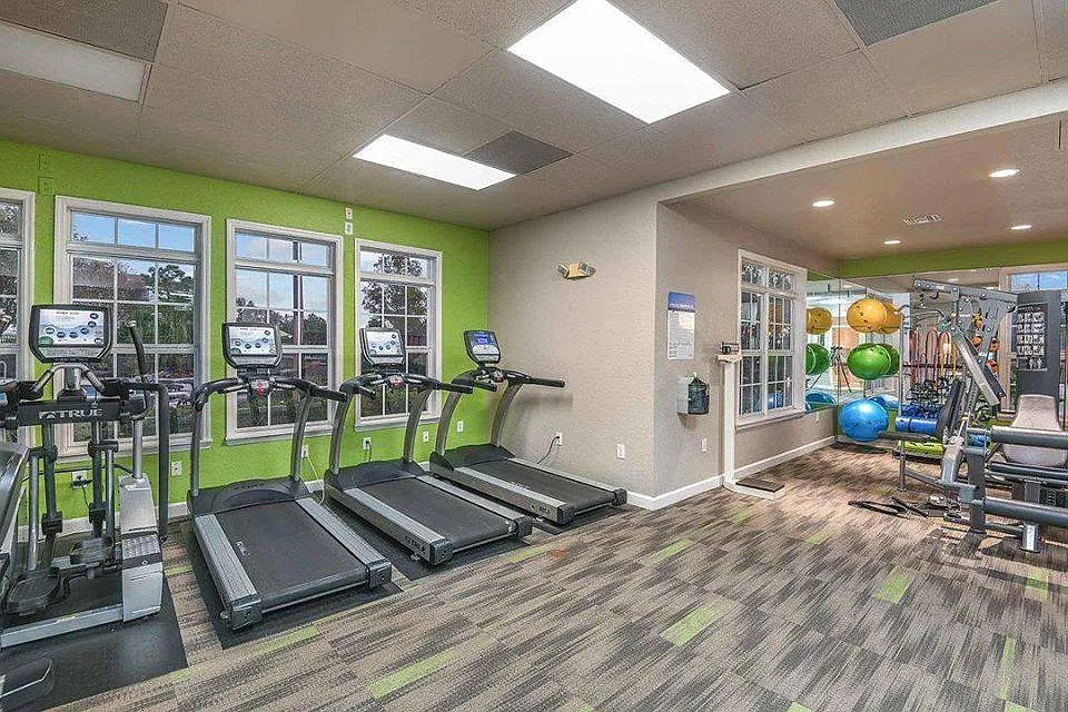 2903 Gandy Blvd N in Pinellas Park, FL 33782 — Photo 4
