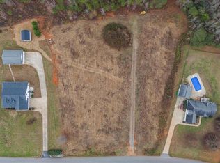 204 Cherokee Creek Rd, Gaffney, SC 29341