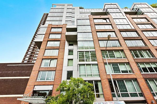 Rented by Keller Williams NYC | media 22