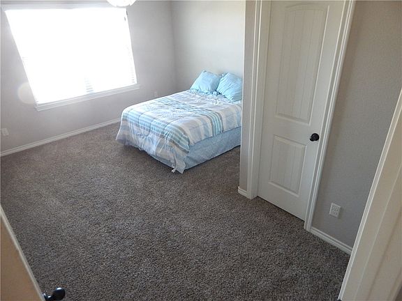 5th image of 3500 S College Ave #102