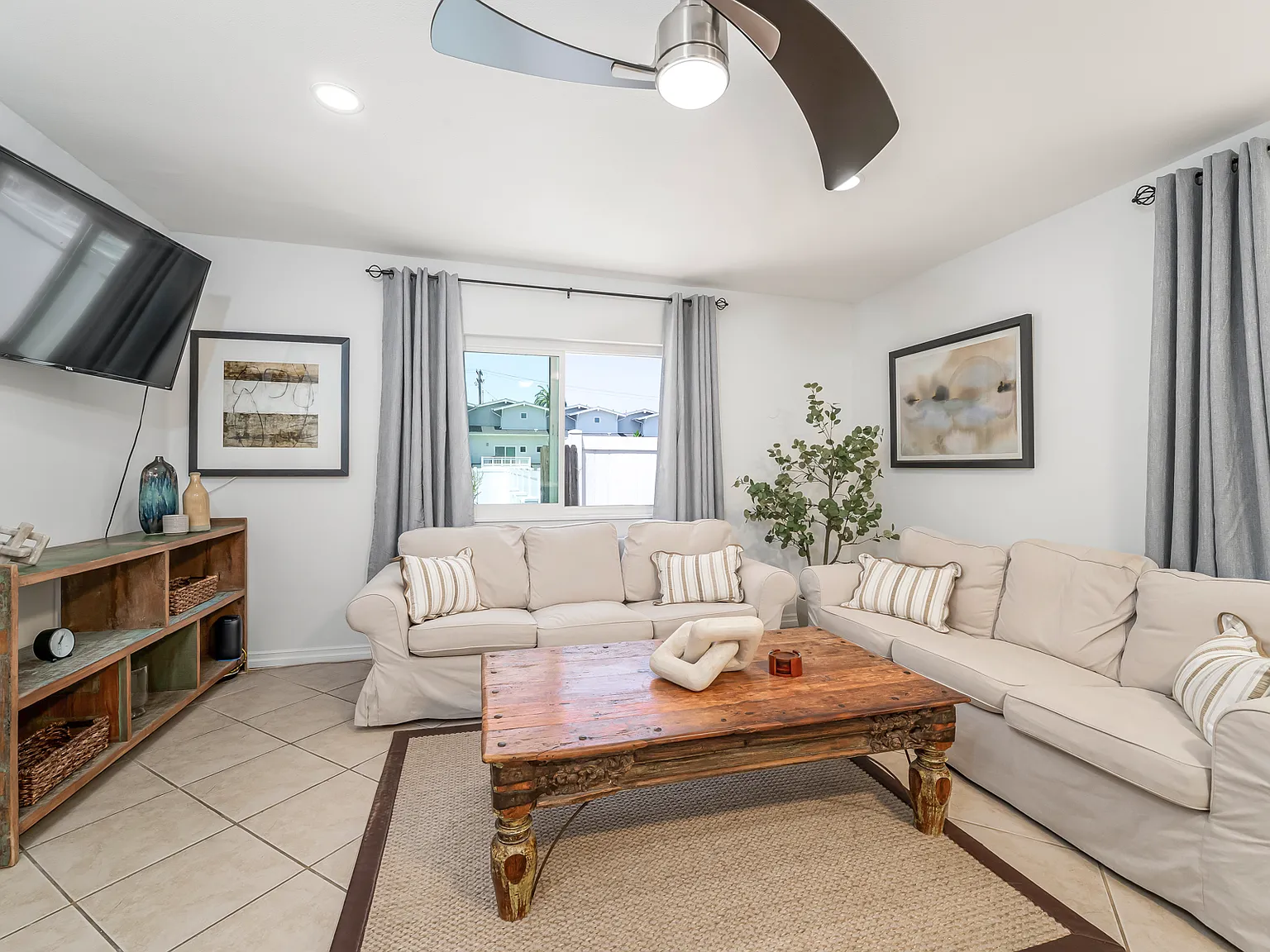 1 bed, 1000 sqft, $3,750 — Photo 1