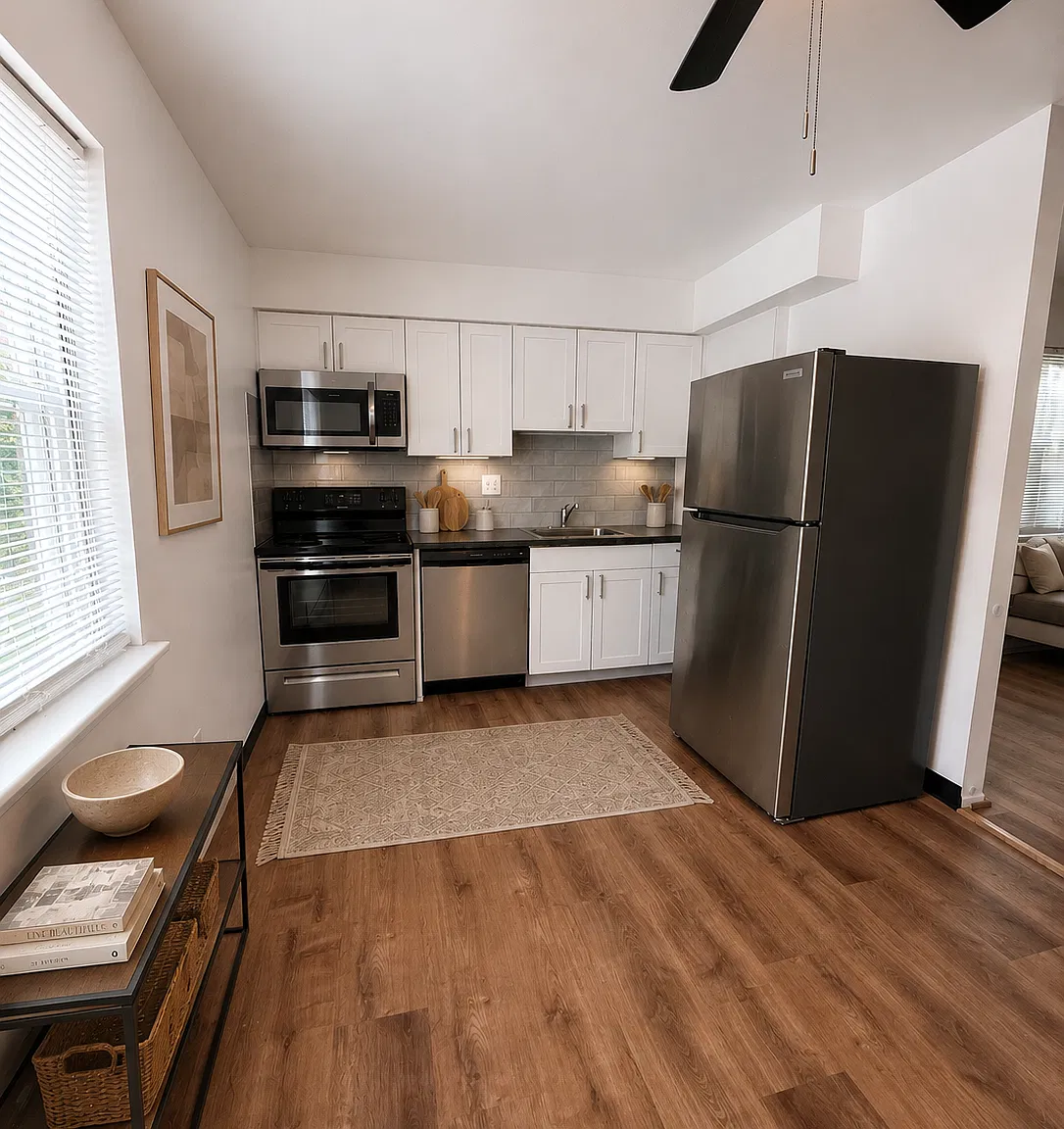 15 Carroll Ave — Photo 3